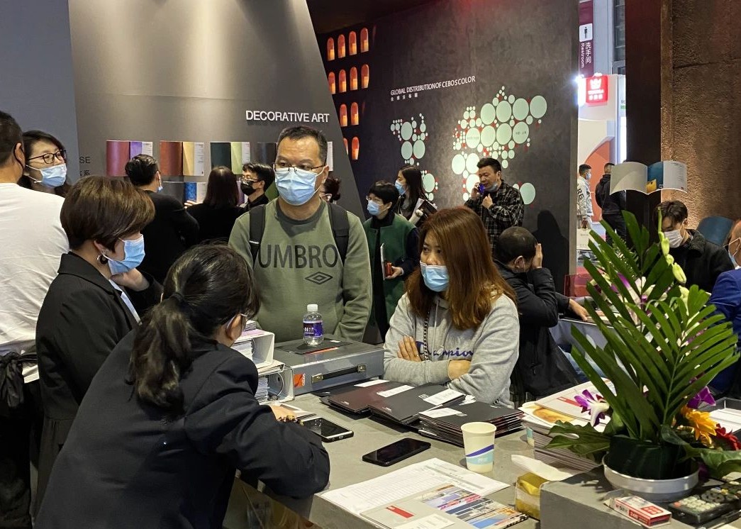 【建博会第二天】热度不减！萨铂打造全体系艺术涂装服务平台